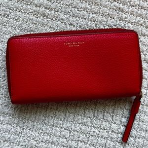 Tory Burch wallet